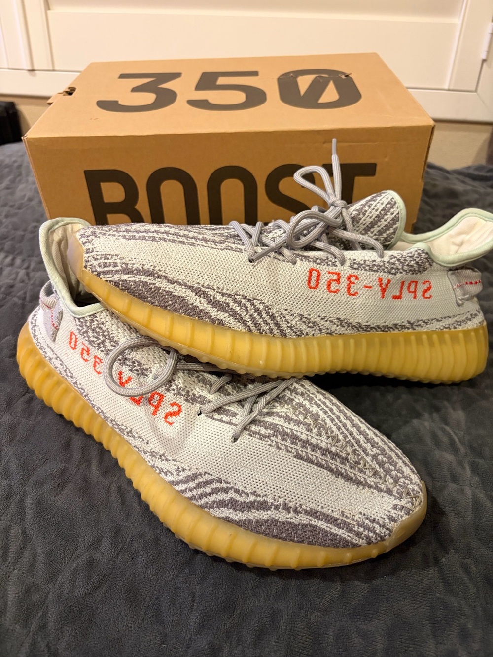 adidas Yeezy Boost 350 v2 - Gray